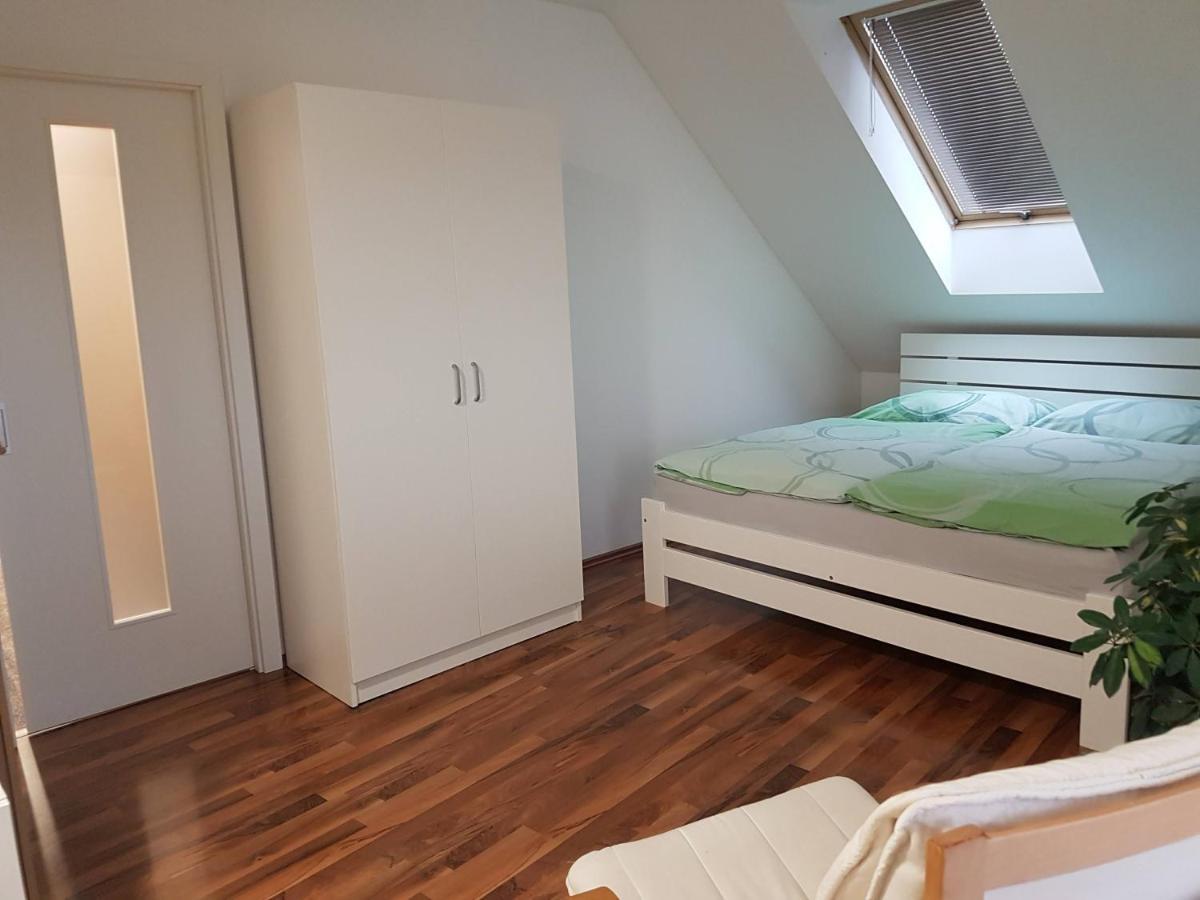 סלאקוב או ברנה Apartman V Aleji מראה חיצוני תמונה