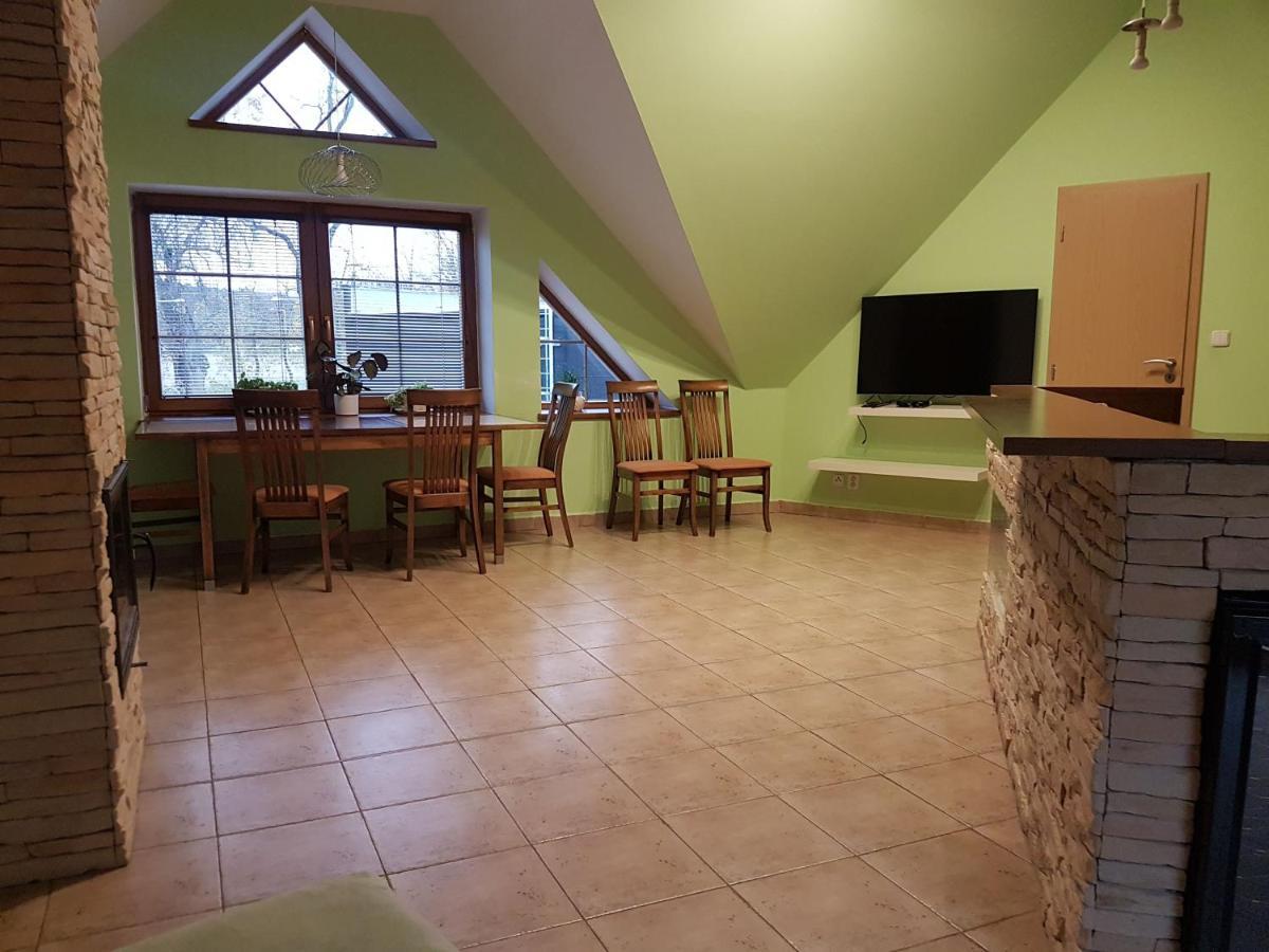סלאקוב או ברנה Apartman V Aleji מראה חיצוני תמונה